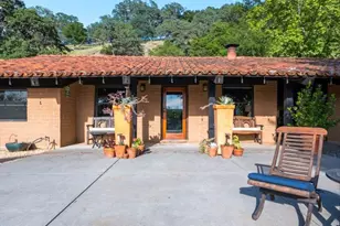 27650 River Rd, Cloverdale, CA 95425 - Photo 11