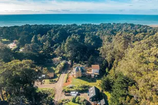 45180 Headlands Dr, Mendocino, CA 95460 - Photo 49