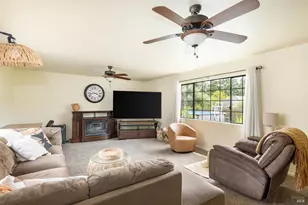 1522 Lupine Dr, Santa Rosa, CA 95401 - Photo 15