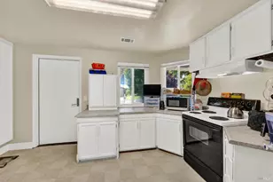 619 Placer Ln, Suisun City, CA 94585 - Photo 23