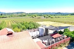 4951 W Soda Rock Ln, Healdsburg, CA 95448 - Photo 27