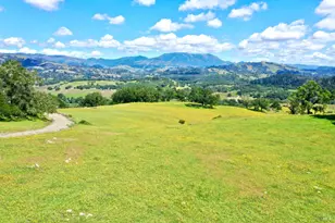 5520 W Soda Rock Ln, Healdsburg, CA 95448 - Photo 3