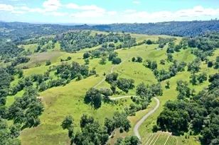 5520 W Soda Rock Ln, Healdsburg, CA 95448 - Photo 13