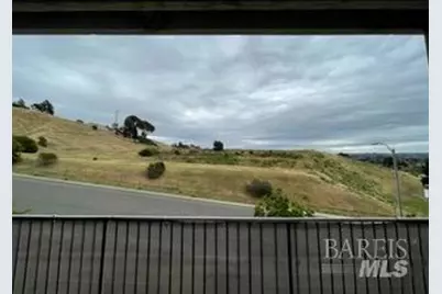 300 Locust Drive #22, Vallejo, CA 94591 - Photo 17