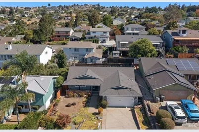 455 W M Street, Benicia, CA 94510 - Photo 3