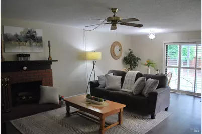 1702 Capistrano Drive, Petaluma, CA 94954 - Photo 7