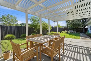 8 Nova Ln, Novato, CA 94945 - Photo 27