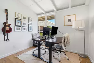 8 Nova Ln, Novato, CA 94945 - Photo 15
