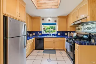1011 Woodlawn Dr, Napa, CA 94558 - Photo 13