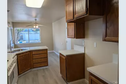 349 Zachary Drive, Vacaville, CA 95687 - Photo 3