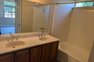 349 Zachary Dr, Vacaville, CA 95687 - Photo 13