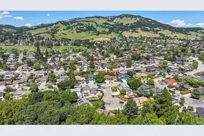 6 La Noche Court, Novato, CA 94945 - Photo 47