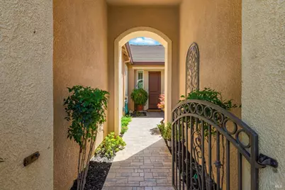 4473 Avondale Circle, Fairfield, CA 94533 - Photo 5