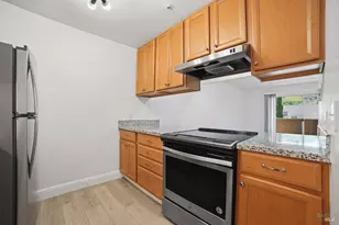 1370 Townview Ave, Santa Rosa, CA 95405 - Photo 11