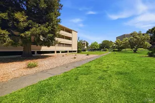 1370 Townview Ave, Santa Rosa, CA 95405 - Photo 39