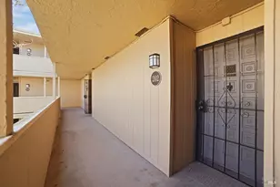 1370 Townview Ave, Santa Rosa, CA 95405 - Photo 3