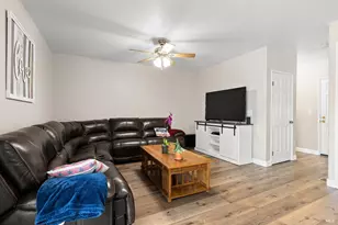 307 Flagstone Ct, Vacaville, CA 95687 - Photo 41