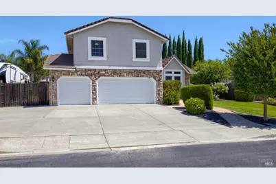 307 Flagstone Court, Vacaville, CA 95687 - Photo 3