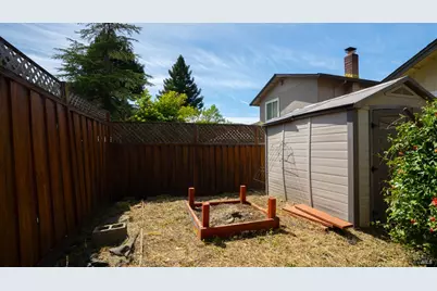 863 Holly Avenue, Rohnert Park, CA 94928 - Photo 49