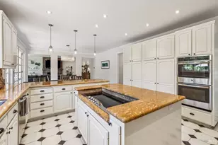 13 W Brooke Dr, Novato, CA 94947 - Photo 21