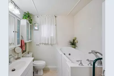 32 Avenida Corrida De Toros, Vacaville, CA 95687 - Photo 3