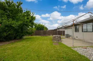 231 E Colorado St, Fairfield, CA 94533 - Photo 23