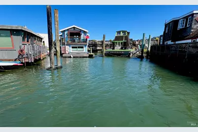 38 S 40 Dock, Sausalito, CA 94965 - Photo 55