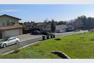 2517 Kingsmill Lane, Fairfield, CA 94534 - Photo 5