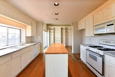26 Lloyd Court, Napa, CA 94558 - Photo 15