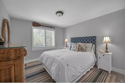 121 N Newport Drive, Napa, CA 94559 - Photo 49