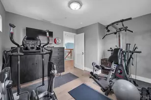 121 N Newport Dr, Napa, CA 94559 - Photo 47