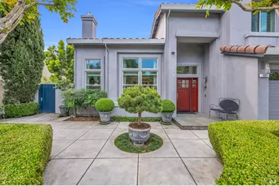 121 N Newport Drive, Napa, CA 94559 - Photo 11