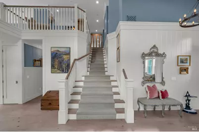 121 N Newport Drive, Napa, CA 94559 - Photo 21