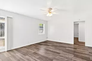 148 Valley Dr, Vacaville, CA 95688 - Photo 5