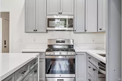 2529 Filbert Street, Oakland, CA 94607 - Photo 7