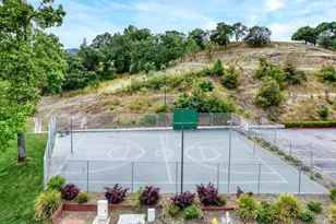 6 Park Crest Ct, Novato, CA 94947 - Photo 35