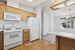 26 Constance Dr, Vallejo, CA 94590 - Photo 13