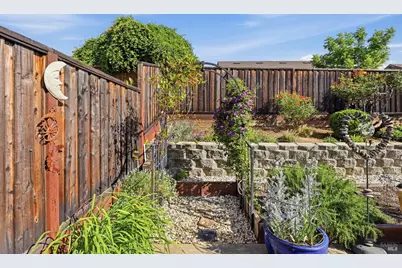 442 Muscat Drive, Cloverdale, CA 95425 - Photo 25
