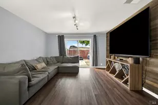 213 Santa Cruz Dr, Fairfield, CA 94533 - Photo 15