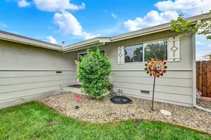 213 Santa Cruz Dr, Fairfield, CA 94533 - Photo 9