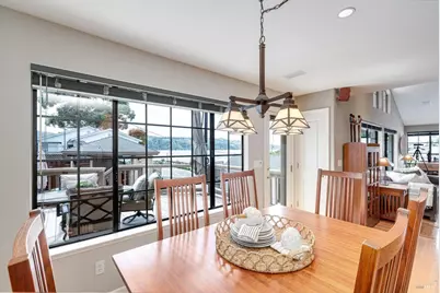 814 W I Street, Benicia, CA 94510 - Photo 17