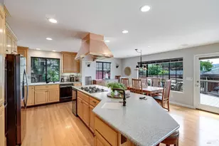 814 W I St, Benicia, CA 94510 - Photo 11