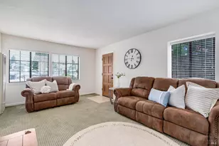 814 W I St, Benicia, CA 94510 - Photo 45