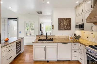 36 Mariposa Avenue #2, San Anselmo, CA 94960 - Photo 17