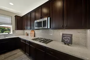 837 Erin Way, Napa, CA 94559 - Photo 23