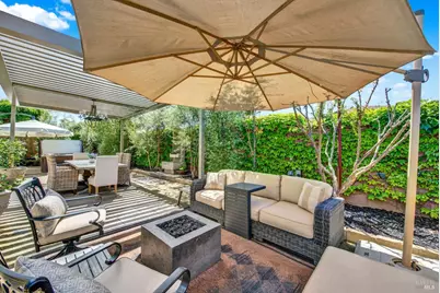 837 Erin Way, Napa, CA 94559 - Photo 51