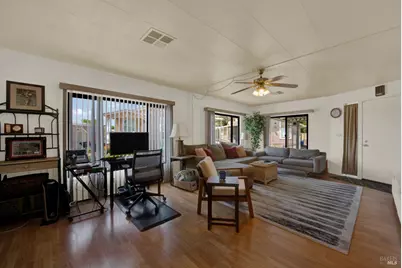 191 Lemon Tree Circle, Vacaville, CA 95687 - Photo 21