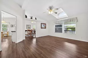 4692 Circle Dr, Santa Rosa, CA 95409 - Photo 7