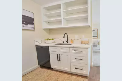 919 W L Street #15, Benicia, CA 94510 - Photo 7