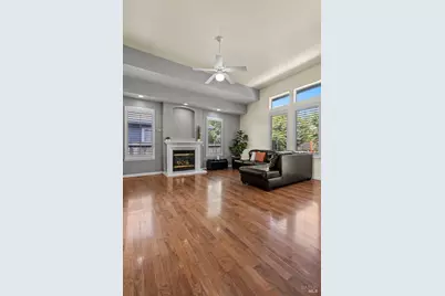 4717 Starbuck Avenue, Santa Rosa, CA 95409 - Photo 5